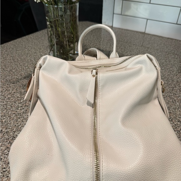 Urban Expressions Cream Backpack (Buckle) - Picture 1 of 5